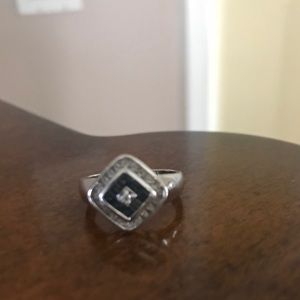 14k white gold with diamonds and sapphires size 6